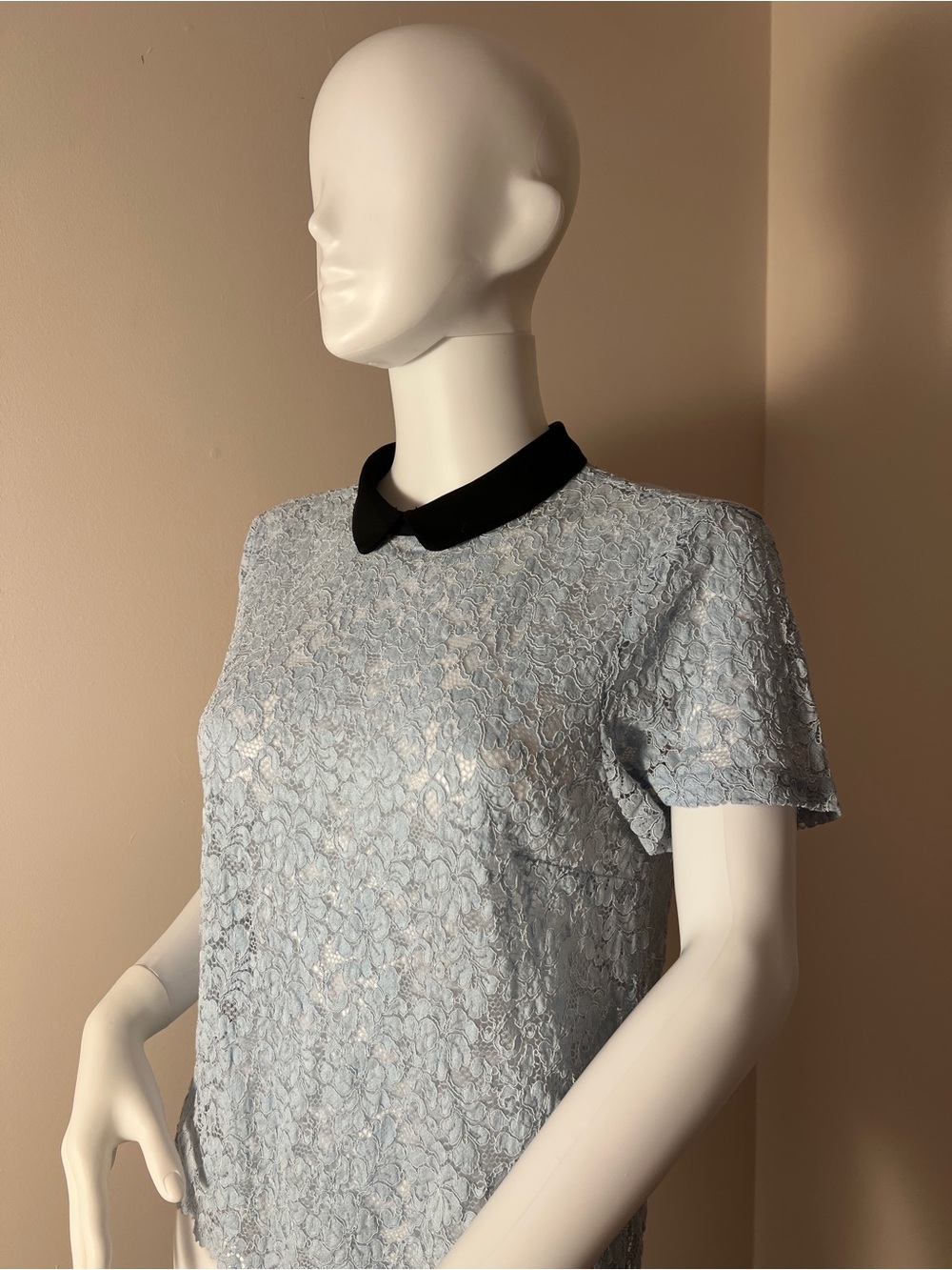 ZARA Woman Lace Top - light blue with black velvet Peter Pan collar, size L